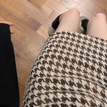 Load image into Gallery viewer, Fashion Women's skirt Woolen Plaid High Waist Slim Buttocks Short Mini Woman skirts Black Beige 1080