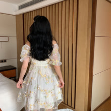Load image into Gallery viewer, French Floral Dress Women Sexy Puff Sleeve Lace Chiffon Print Mini Dress Women Summer Korean Style Vintage Fairy Dress New 2020
