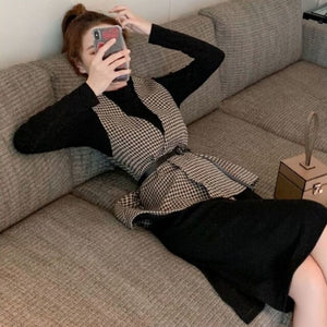 Gentle wind sweater skirt suit light mature wind foreign style thousand bird grid wool vest two-piece dress female autumn