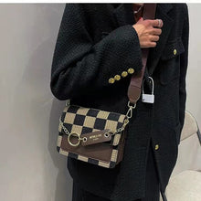Load image into Gallery viewer, High-quality western-style small bag, new all-match cross-body fashion shoulder bag