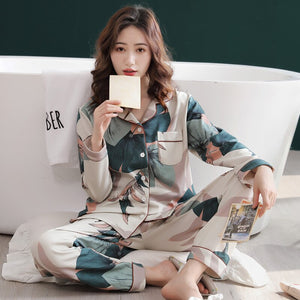 Hot Selling Pajamas Women's Casual Home Wear Women Cute Tracksuit In Autumn Famale Long Sleeve Trouser Suit At Home Outer Suit
