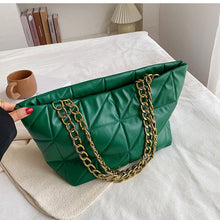 Load image into Gallery viewer, Inverno grande acolchoado sacos de ombro para as mulheres couro do plutônio 2021 hit grande moda designer marca tote corrente bo
