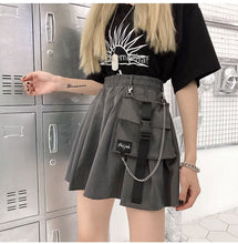 Load image into Gallery viewer, Japanese Streetwear Tooling Half-length Pleated Women Skirt Hip Hop Black Short Skirt Fashion High Waist Harajuku Women Skirts