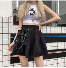 Load image into Gallery viewer, Japanese Streetwear Tooling Half-length Pleated Women Skirt Hip Hop Black Short Skirt Fashion High Waist Harajuku Women Skirts