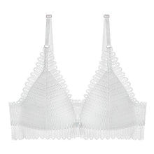 Load image into Gallery viewer, Lace Front Closure Bras Wireless Women Sexy Lingerie Push Up Seamless Adjustable Plus Size Backless Bralette Underwear Brassiere