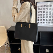 Load image into Gallery viewer, Ladies Casual Shoulder Bags 2022 Fall/Winter New Commuter Bags Document Bags Fashion Large Bags Luxury Ladies Bags