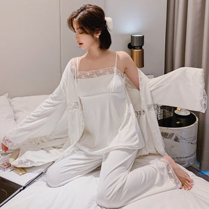 Ladies Pajamas Three Piece Suit Spring And Summer Retro Palace Island Velvet Robe Silver Fox Velvet Pajamas women's  Homewear