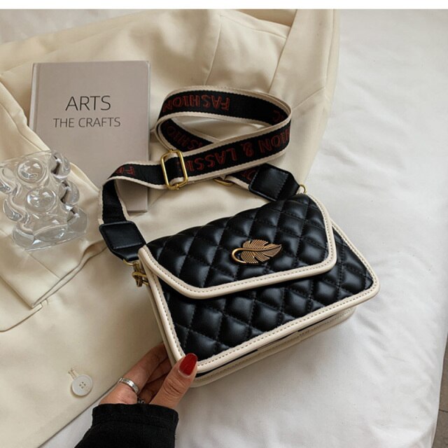 Lingge bolsas pequenas de couro pu, bolsas crossbody de designer fashion para mulheres, bolsa mensageiro de viagem de 2022