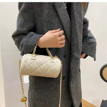 Load image into Gallery viewer, Lingge chain pillow bag 2021 new wild messenger bag high-quality fashion shoulder bag