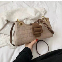 Load image into Gallery viewer, Luxury baguette texture retro new fashion one-shoulder underarm stone pattern diagonal bag
