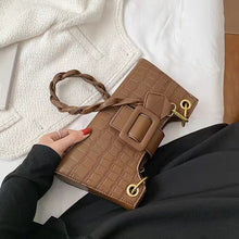Load image into Gallery viewer, Luxury baguette texture retro new fashion one-shoulder underarm stone pattern diagonal bag