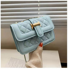 Load image into Gallery viewer, Luxury female bag 2022 new Korean fashion chain messenger bag casual texture single shoulder bag female bag