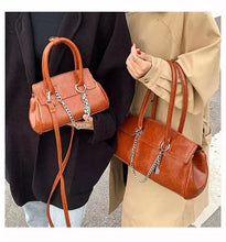 Load image into Gallery viewer, Luxury handbag 2022 new soft leather single shoulder fashion messenger handbag