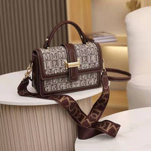 Load image into Gallery viewer, Luxury high design female bag 2022 new retro fashion letter hit color portable small square bag shoulder messenger bag