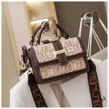 Load image into Gallery viewer, Luxury high design female bag 2022 new retro fashion letter hit color portable small square bag shoulder messenger bag