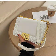 Load image into Gallery viewer, Luxury high-end brand 2022 new fashion all-match diagonal one-shoulder small square bag female bag