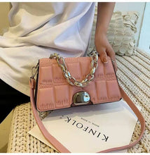 Load image into Gallery viewer, Luxury rhombus handbags niche design chain one shoulder portable messenger small square bag wallet