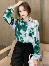 Load image into Gallery viewer, New 2021 Autumn Women Chiffon Shirt Fashion Turn Down Collar Long Sleeve Loose Print Blouse For Women Clothing