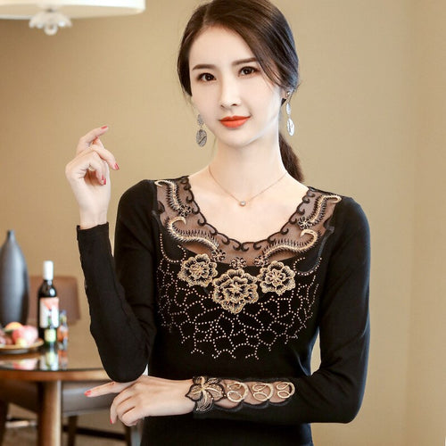 New 2021 Autumn Women's Tops Fashion Rose Embroidered Long-sleeved Bottoming Shirt Elegant Diamonds Plus Size Lace Tops