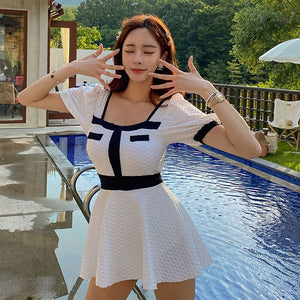 One Piece Swimsuit Short Sleeve Swimwear 2022 Summer Bathers Trikini Beachwear Push Up Padded Monokini Swim Bodysuit