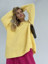 Load image into Gallery viewer, Oversized Chunky Sweater Women Long Sleeve Street Y2k Casual Loose Sweaters Cashmere Solid Knitted Tops for Women Autumn Winter