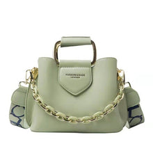 Load image into Gallery viewer, Pequeno couro do plutônio bolsa de ombro crossbody com alça curta para as mulheres  hit inverno moda casual bolsas e bolsas