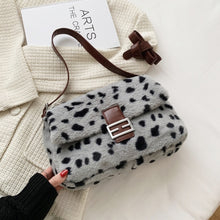 Load image into Gallery viewer, Plaid Leopard Pattern Faux Fur Shoulder Bags for Women 2021 Winter Brand Designer Soft Plush Handbags Female Crossbody Purses