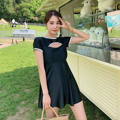 Plus Size Swimwear Women One Piece 2021 Push Up Black Swimsuit With Shorts Sleeve Conservative Swimdress Beach Bathing Suit Girl