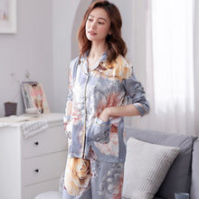 Load image into Gallery viewer, Plus Size Women Pyjamas Autumn New Printed Long Sleeve Silk Sleepwear Women Pajamas Set Spring Casual Homewear Female Pyjamas