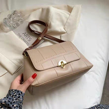Load image into Gallery viewer, Premium texture small bag 2021 new all-match crossbody shoulder armpit fashion small square one drop delivery