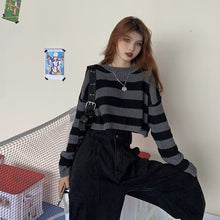 Load image into Gallery viewer, Short Striped Y2k Women Sweaters O neck Pullovers Knitted Jumpers Loose Sexy Sweet Students Streetwear Fashion Stylish Vintage