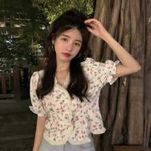 Load image into Gallery viewer, Short Top T-shirt  Women&#39;s Summer Thin Design 2021 New Broken Flower Short Sleeve Shirt