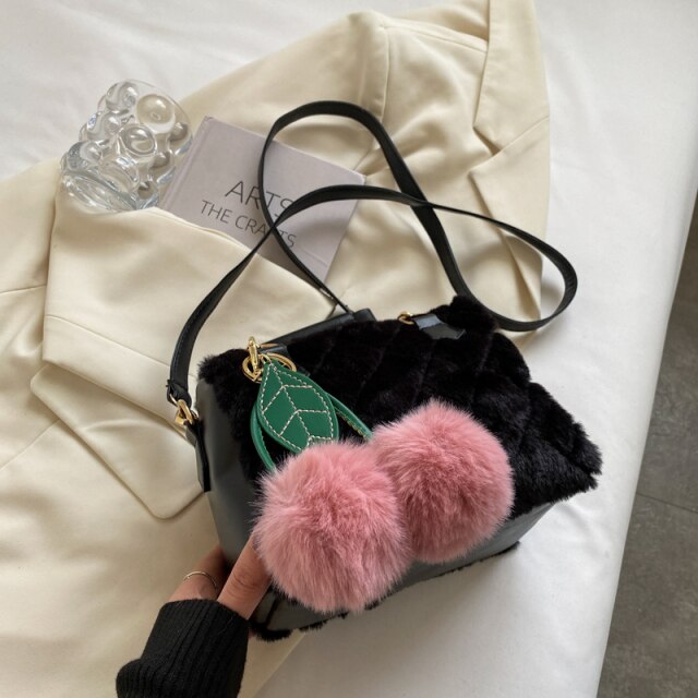 Small Faux Fur Tote with Short Rope Handle Luxury Women Handbags Designer Fluffy Soft Plush Spring 2022 Bucket Crossbody Bags