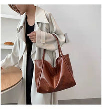 Load image into Gallery viewer, Soft surface large-capacity women&#39;s bag new western style retro simple shoulder bag commuter leisure tote bag
