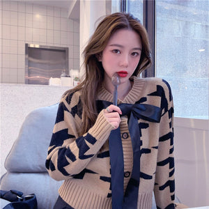 Spring and Autumn Retro Temperament Cardigan Women&#39;s Short Loose Contrast Color Long Sleeve Bow Knit Sweater Jacket Women 2021