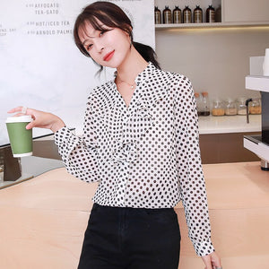 Spring new Korean style loose polka dot chiffon shirt female design sense niche V-neck blouse