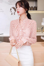 Load image into Gallery viewer, Spring new Korean style loose polka dot chiffon shirt female design sense niche V-neck blouse