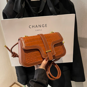 Spring new style women&#39;s shoulder bag stone pattern women&#39;s messenger bag flap design zipper women&#39;s bag mobile phone bag wallet