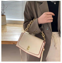Load image into Gallery viewer, The new Korean version of retro fashion simple one-shoulder messenger chain portable small square bag