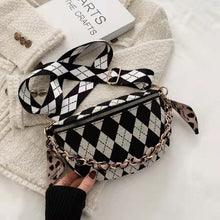 Load image into Gallery viewer, The new trendy all-match crossbody high-quality texture niche fashion one-shoulder belt bag