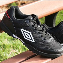Load image into Gallery viewer, Umbro New Men&#39;s Football Shoes Men&#39;s Soccer Shoes Football Sneakers boy kids Size 37-44 Football Boots zapatillas