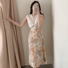 Load image into Gallery viewer, V-neck Twisted Sleeveless Shirt Simple Korean Chic Office Lady Solid Women Tops Elegant Temperament All Match Summer Blusas Moda