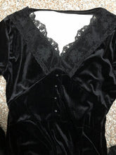 Load image into Gallery viewer, Vintage Black Velvet Women Dress Sexy V-Neck Lace Petal Sleeve Elegant Lady Midi Dresses For Party Night Vestido Negro