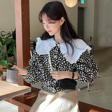 Load image into Gallery viewer, Vintage Peter Pan Collar Floral Blouse Women Puff Sleeve Loose Casual All Match Korean Style Woman Shirts Sweet Elegant Blusas