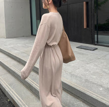 Load image into Gallery viewer, Vintage Women Knitted Dress Autumn Winter V-Neck Warm Long Sweater Drawstring Lace-up Loose Midi Female Sweater Dress 2021
