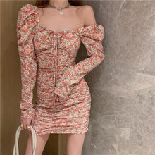 Load image into Gallery viewer, Women Floral Puff Dress Fashion Retro French Sexy Pleated Slim Long-Sleeve Dresses Autumn Temperament Fit Hip Dress Short Skirt