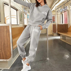 Women Letter Print Two Piece Sets Loose Full Sleeve Hooded Sweatshirts And Jogging Long Sweatpant Suits Casual Tracksuits