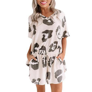 Women Tie Dye V Neck Short Sleeve Loose T-shirt Blouse Shorts Sleepwear Set Tie Dye Loose Style Comfortable to Wear Pajama
