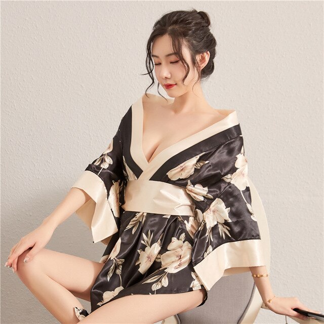 Women's Kimono Set Flowers Sexy Printed Japanese Robe Sexy Uniform Cosplay Costumes Lounge Bathrobe Game Dress Valentine's Day