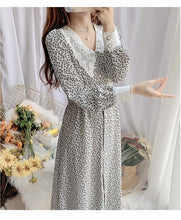 Load image into Gallery viewer, Women&#39;s Long Sleeve Floral Chiffon Dress 2021 Spring Lace Turn Down Single Breasted Casual Party Dresses Female Vestidos